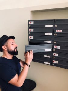 Briefkastenöffnung in Wien